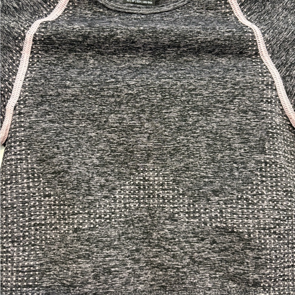 PINK Victoria's Secret Charcoal Long Sleeve Crop Top - Picture 3 of 7